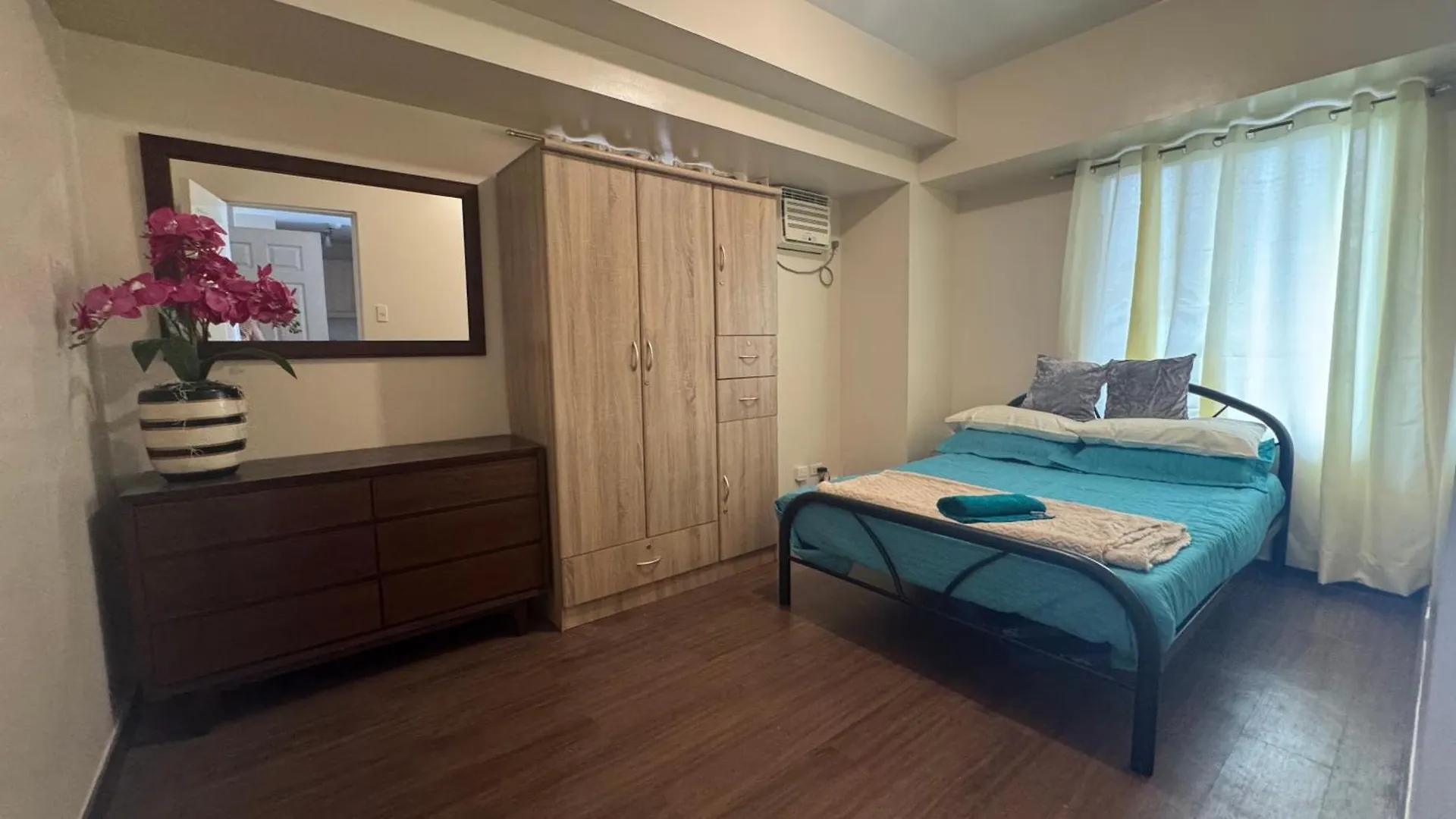 Lasuitez 2510 I Breathtaking 360 Skyline Views Pasay Aparthotel