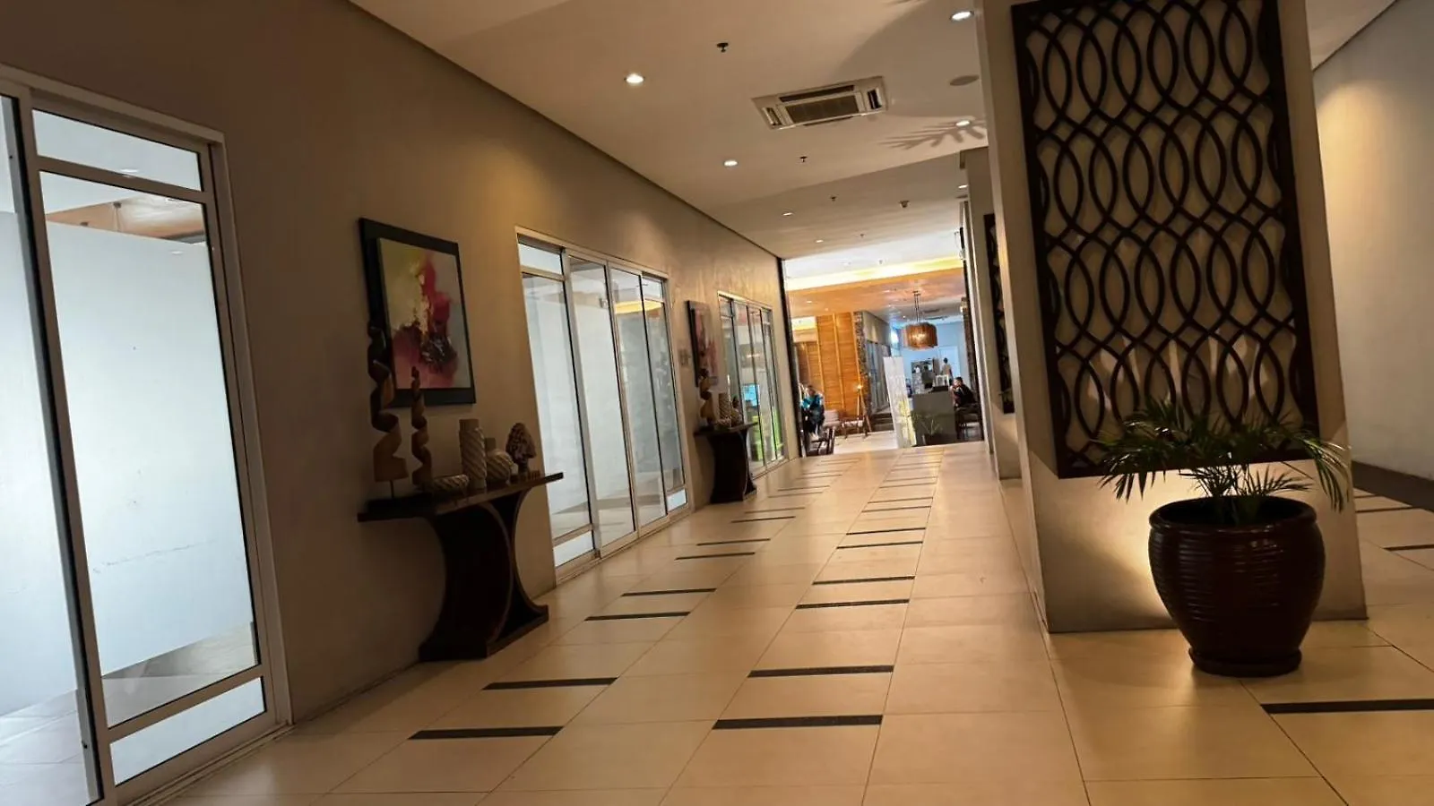 Lasuitez 2510 I Breathtaking 360 Skyline Views Pasay Aparthotel