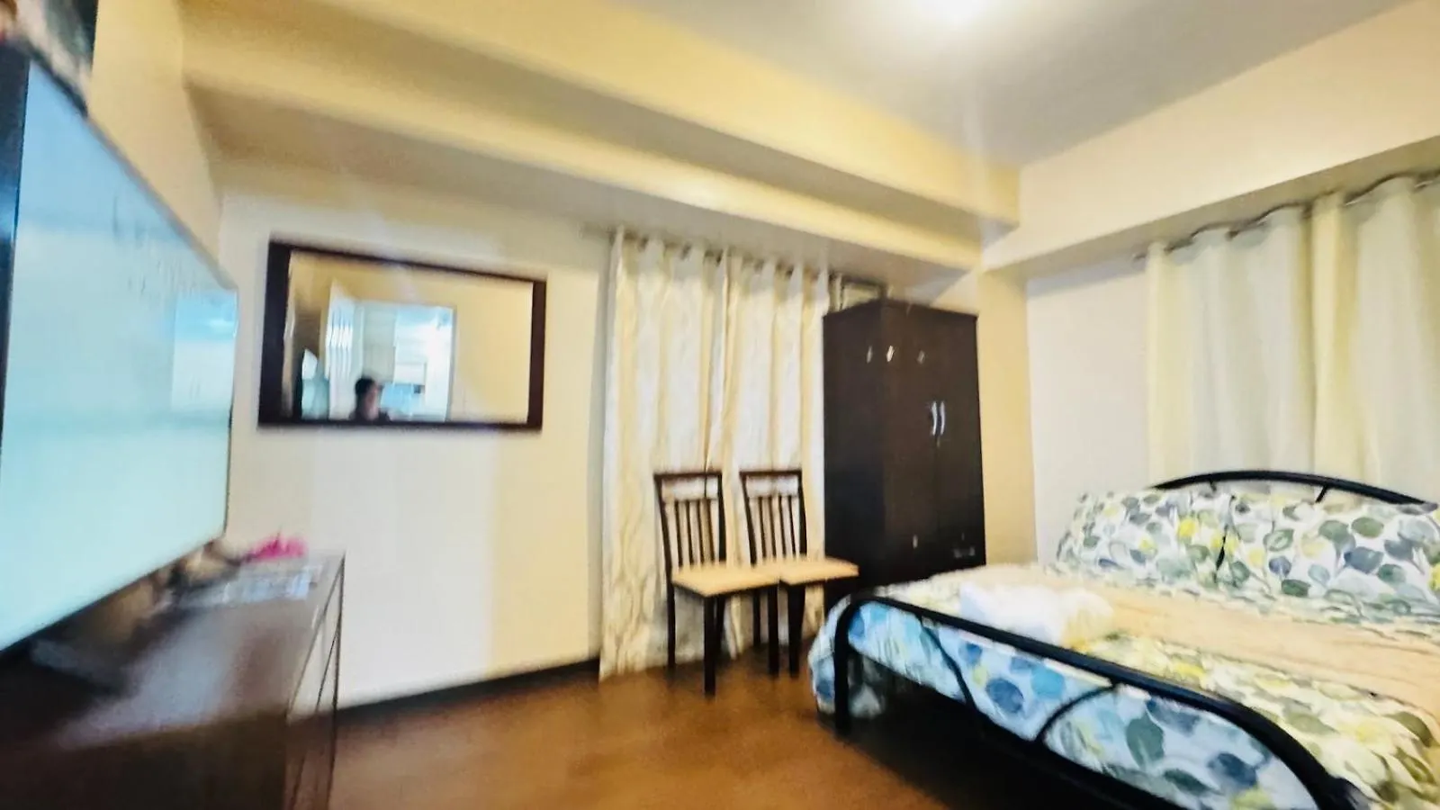 Lasuitez 2510 I Breathtaking 360 Skyline Views Manila 0*,
